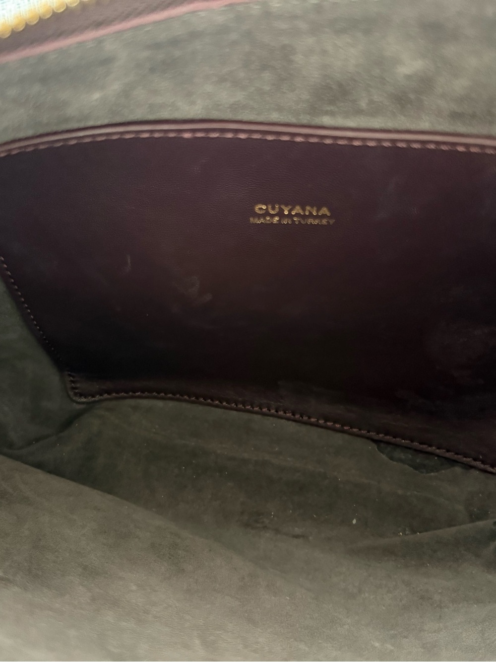 Cuyana Celestia Shoulder Bag in Plum - Picture 4 of 4